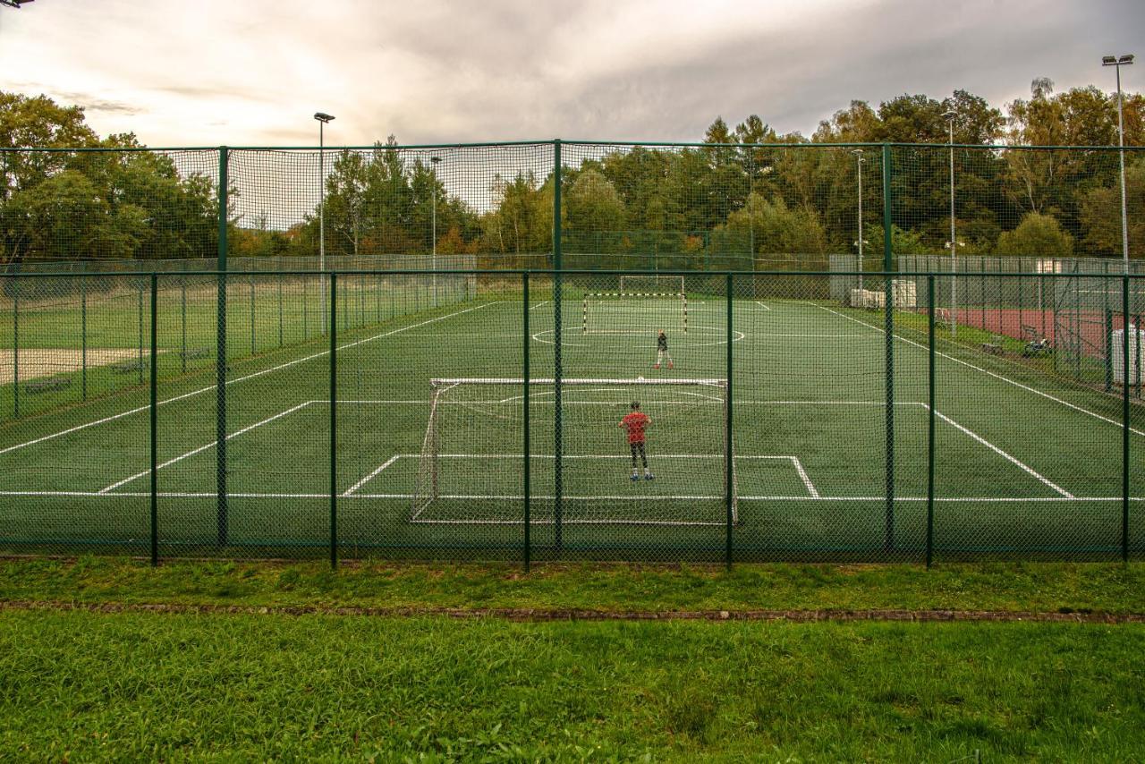 Auberge de jeunesse Pawilon Sportowo Turystyczny Kalwarianka à Kalwaria Zebrzydowska Extérieur photo