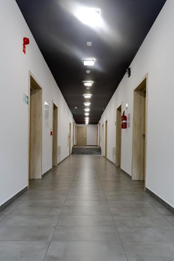 Auberge de jeunesse Pawilon Sportowo Turystyczny Kalwarianka à Kalwaria Zebrzydowska Extérieur photo