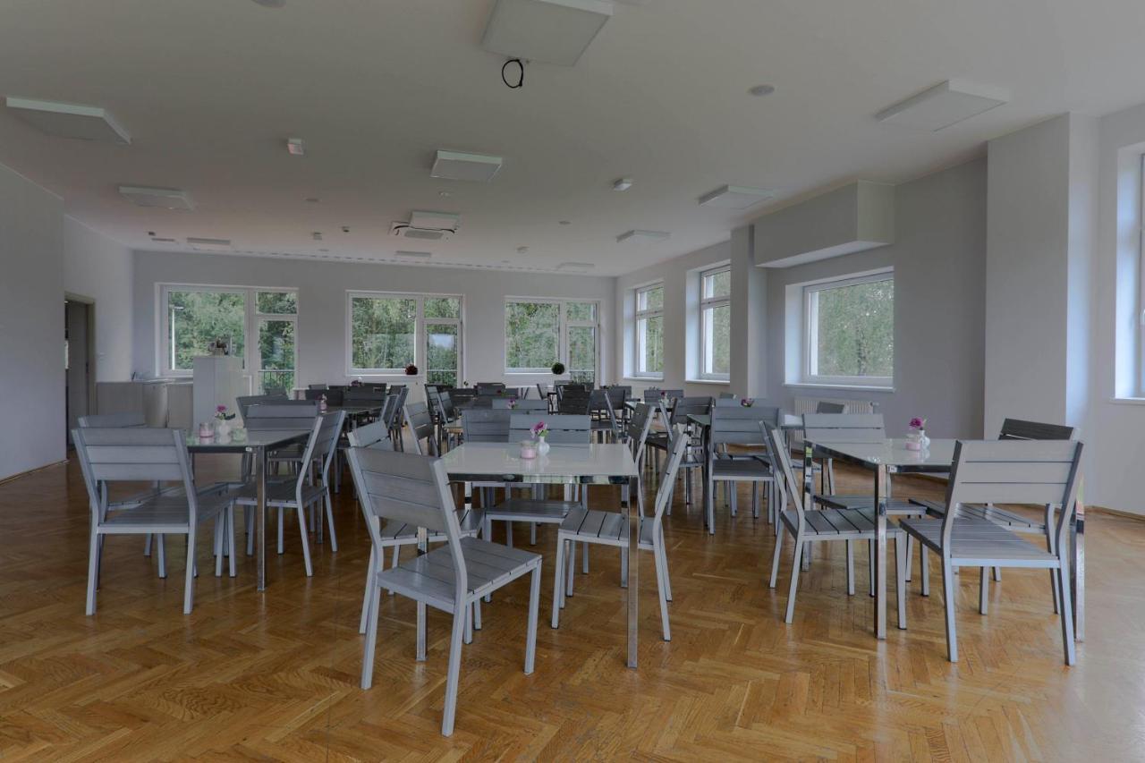 Auberge de jeunesse Pawilon Sportowo Turystyczny Kalwarianka à Kalwaria Zebrzydowska Extérieur photo