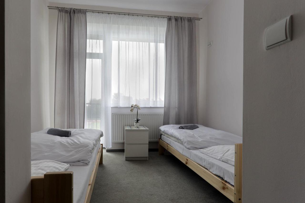 Auberge de jeunesse Pawilon Sportowo Turystyczny Kalwarianka à Kalwaria Zebrzydowska Extérieur photo